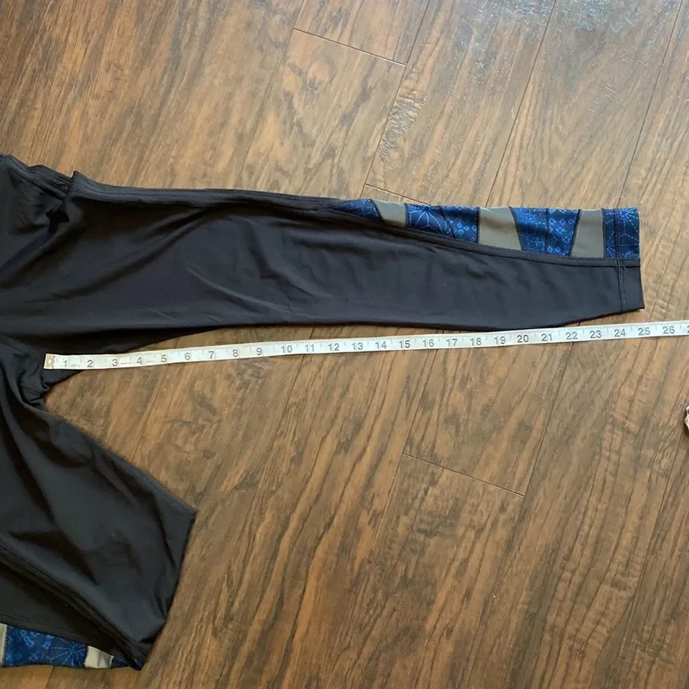 Lululemon Black with Blue accents Leggings - Size 6